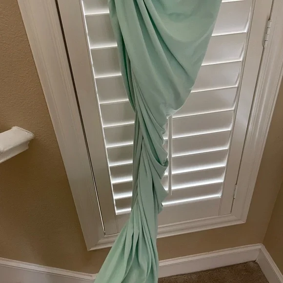 BRAND NEW Norma Kamali Diana Gown - Picture 8 of 10